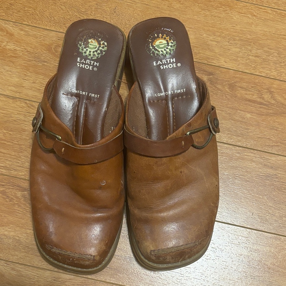 Earth Shoe Women's Brown Leather Loafers